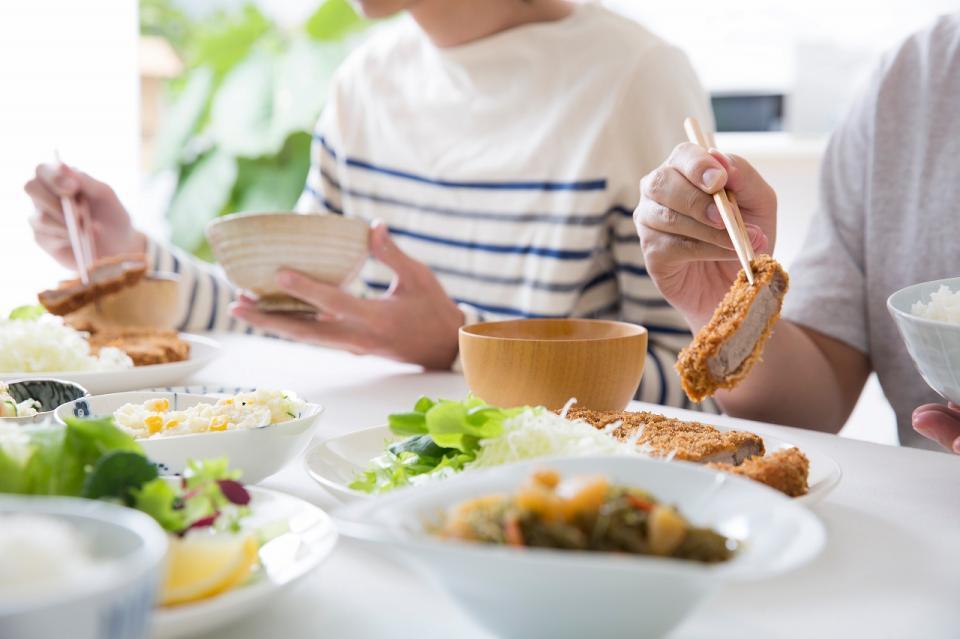 バランスのいい食事を（※写真はイメージです　ＡｄｏｂｅＳｔｏｃｋ＿４０８９７５２１６）