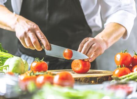 疲労回復効果が学術的に認められている食材とは※写真はイメージです（ｋａｒｅｐａ／ｓｔｏｃｋ．ａｄｏｂｅ．ｃｏｍ）