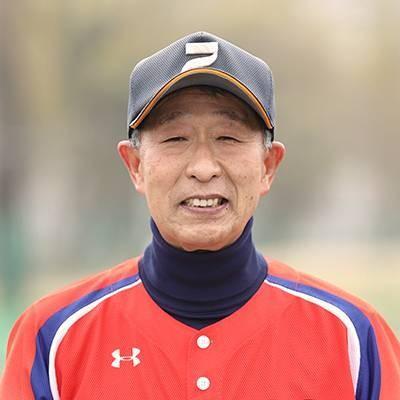 人柄がにじみ出たような温和な表情の岡部さん