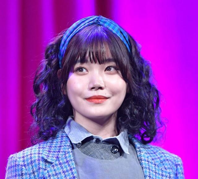 元BiSHメンバー　集合写真 元BiSHメンバー“揃い踏み写真”にファン感激「6人集合すると眩し