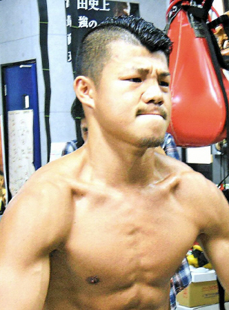 「完全復活」を宣言した亀田興毅