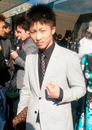 　出身地の神奈川県座間市で成人式に出席したボクシングの井上尚弥