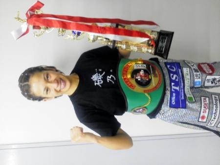 １回ＴＫＯ勝利し、東洋太平洋王座を奪取した美女ボクサー・好川＝大阪府堺市民会館