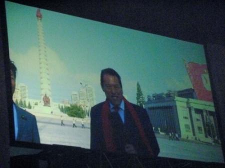 北朝鮮・平壌の金日成広場から福岡の観客に生中継でメッセージを寄せたＩＧＦ会長のアントニオ猪木参院議員