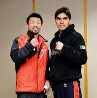 コソ泥顔？八重樫　王座「かすめ取る」