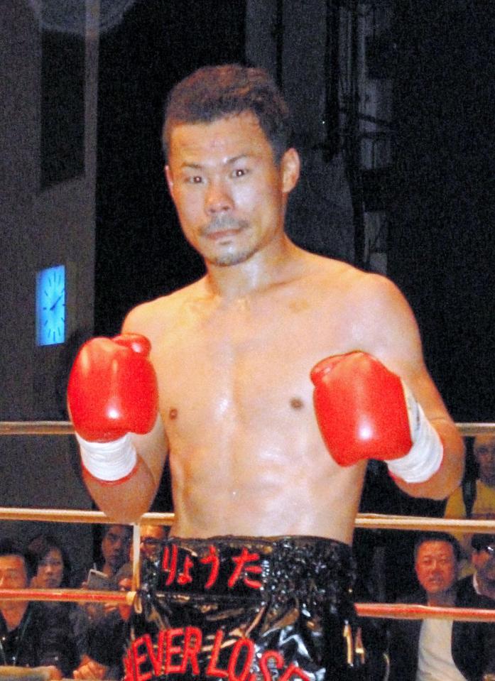 逆転ＴＫＯ勝利を飾った加治木