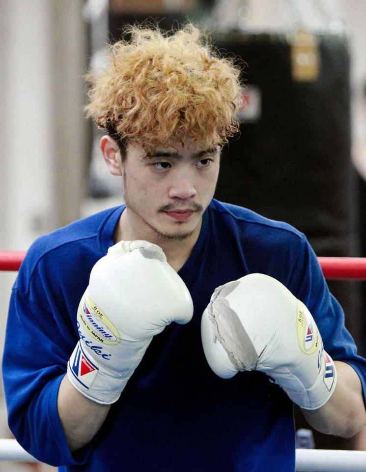 　１６日にデビュー戦に臨む辰吉寿以輝