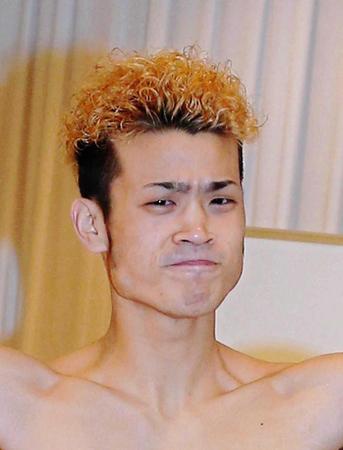 　プロ第２戦へディフェンスを磨く辰吉寿以輝