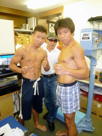 計量をパスした細川（左）と梁