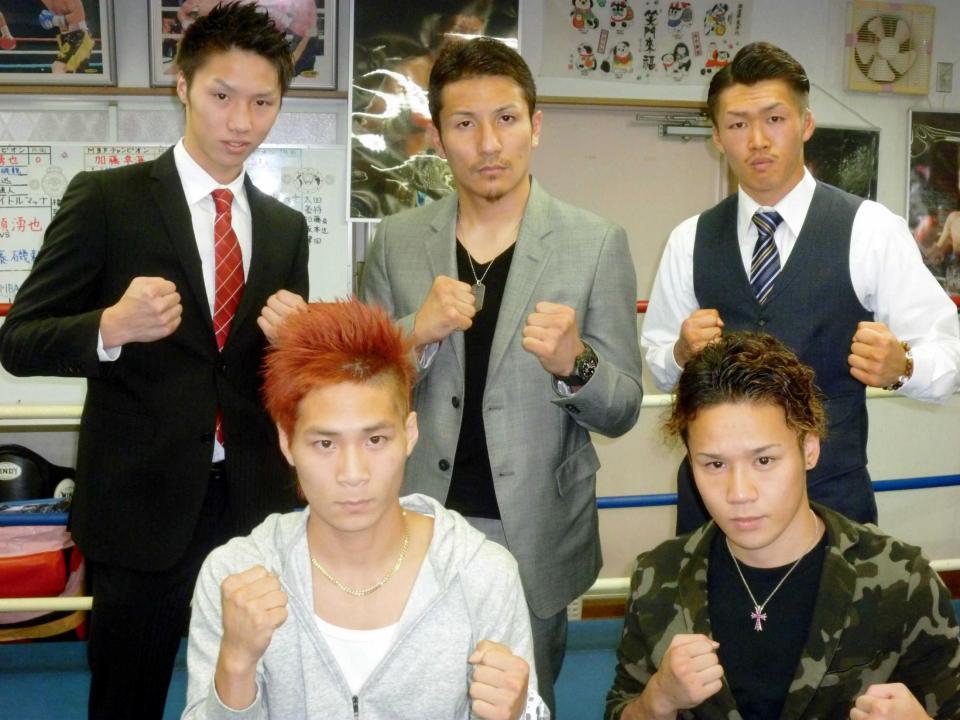 　イケメン祭りに出場する（上段左から）丸田、仲村、杉田（下段左から）キム、池水