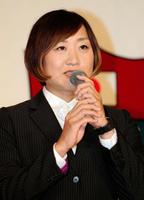 引退を表明する山崎静代＝大阪市内のホテル（撮影・保田叔久）