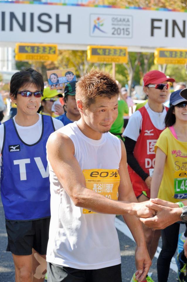 フルマラソンを走り切った長谷川穂積