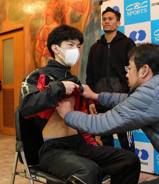 王者田中恒、いとこの横井ゆは菜に刺激