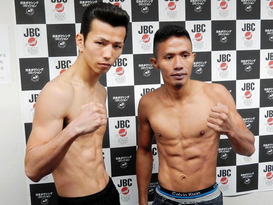 　前日計量を終えた和気（左）とサブ