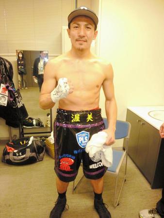 ２回ＫＯ勝利を飾った仲村正男