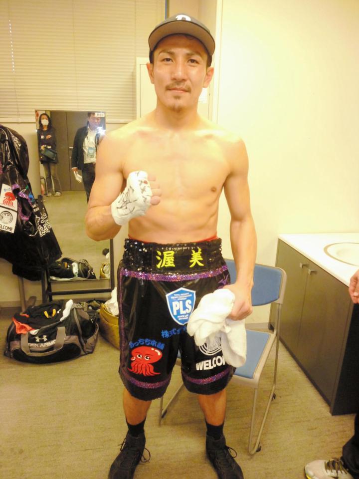 ２回ＫＯ勝利を飾った仲村正男