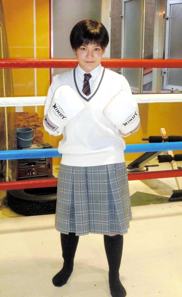 　デビュー戦を発表した現役女子高生プロボクサー・小村楓香
