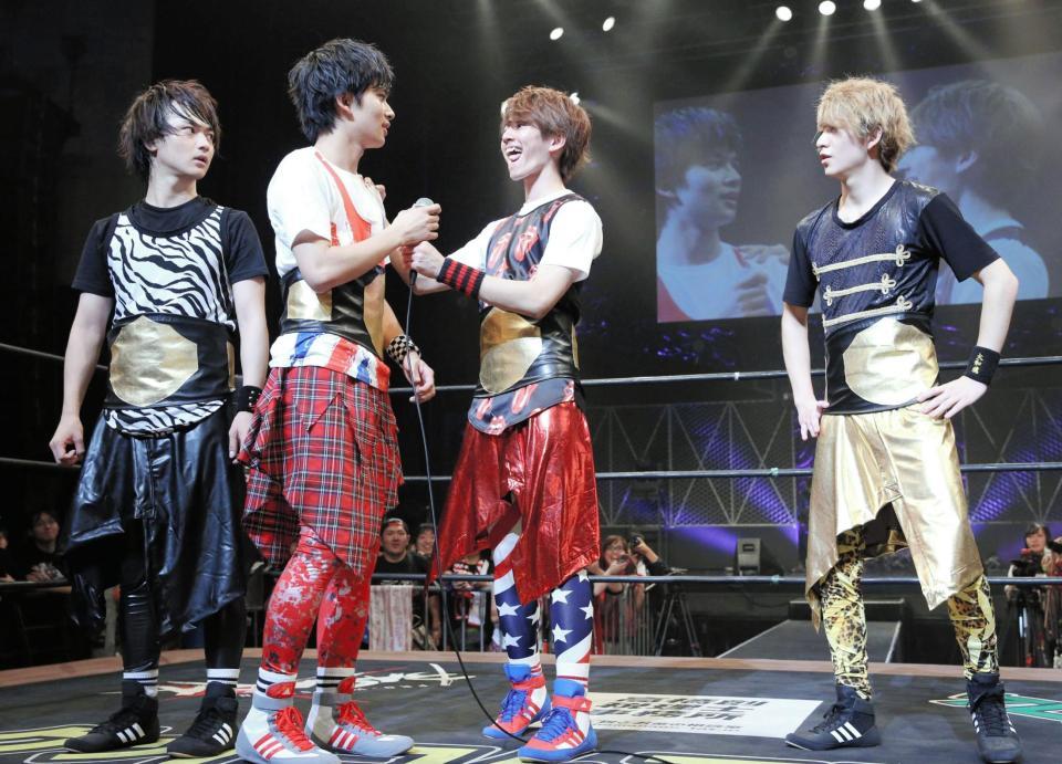 男色ディーノを下したＤＩＳＨ／／（左から、Ｔｏ-ｉ、ＴＡＫＵＭＩ、ＭＡＳＡＫＩ、ＲＹＵＪＩ）＝新木場スタジオコースト