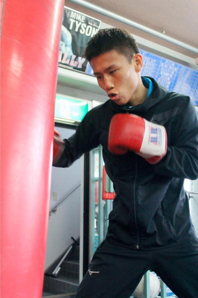 　ＷＢＯミニマム級の暫定王座決定戦に向けて練習を公開した福原辰弥（共同）