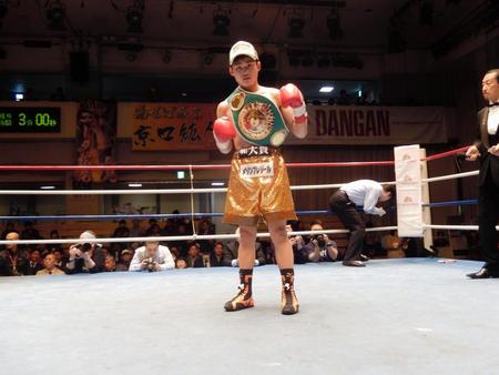 　無傷の６連続ＫＯ勝ちで東洋太平洋王座を獲得した京口紘人