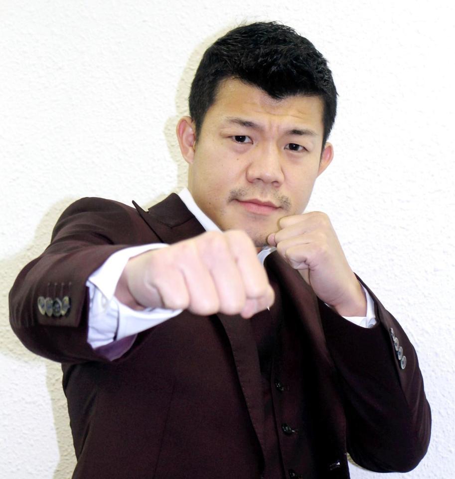 　現役復帰する元世界３階級王者の亀田興毅