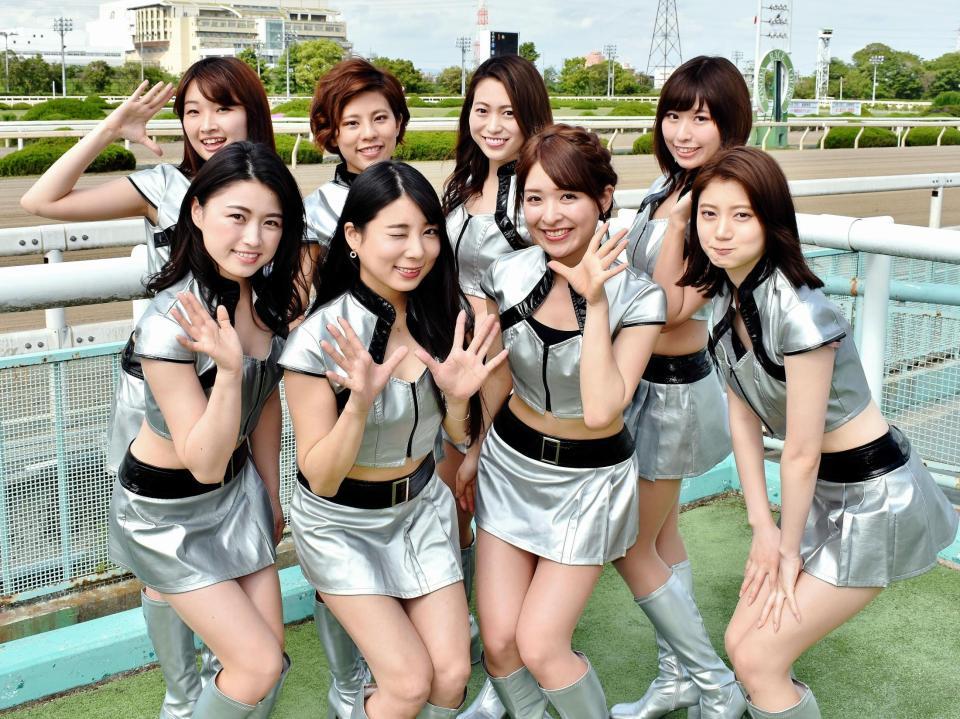 園田競馬】新生SKNフラッシュ8お披露目 今年度はナイター開門時に