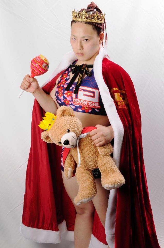 ＫＩＮＧレイナ（Ｃ）ＳＨＯＯＴ　ＢＯＸＩＮＧ