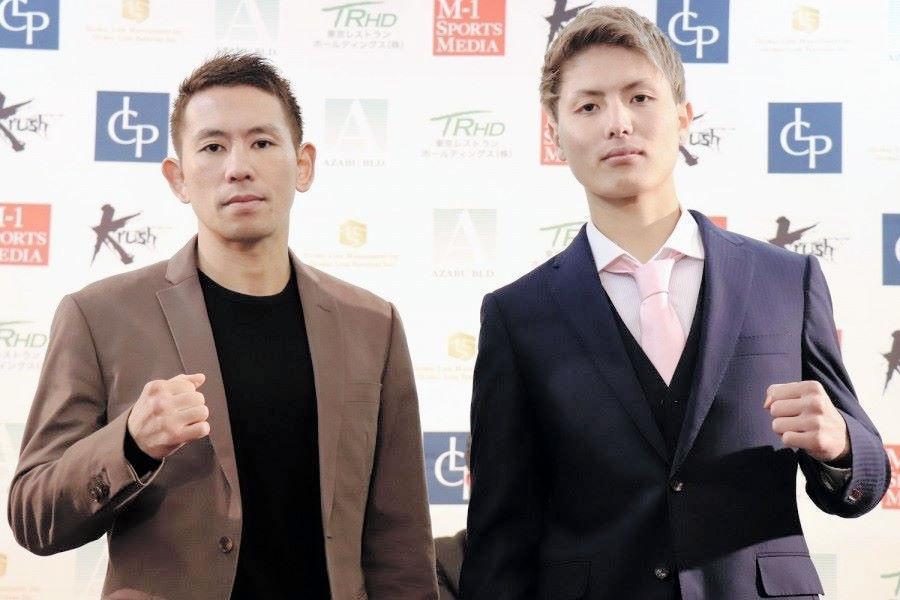 前日会見での山本真弘（左）と里見柚己＝２０日（ｃ）Ｇｏｏｄ　Ｌｏｓｅｒ