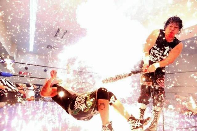 大仁田“いきなり電流爆破”で復帰！７・１３新木場で４５周年大会