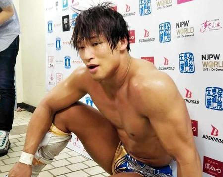 ランス・アーチャーとの戦いを振り返る飯伏幸太