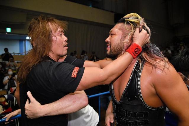 新日本・内藤8人タッグでEVILに勝利！スイングDDTで排除、試合