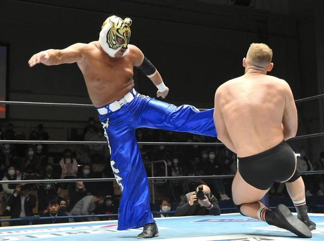 新日本 タイガーマスク プロレスはもう難しい 大腸手術から復活星 ファイト デイリースポーツ Online