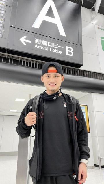 Ｖ３の京口紘人が凱旋帰国　父の手術に勝利のエール「オレが勝ったから次はおとんが」