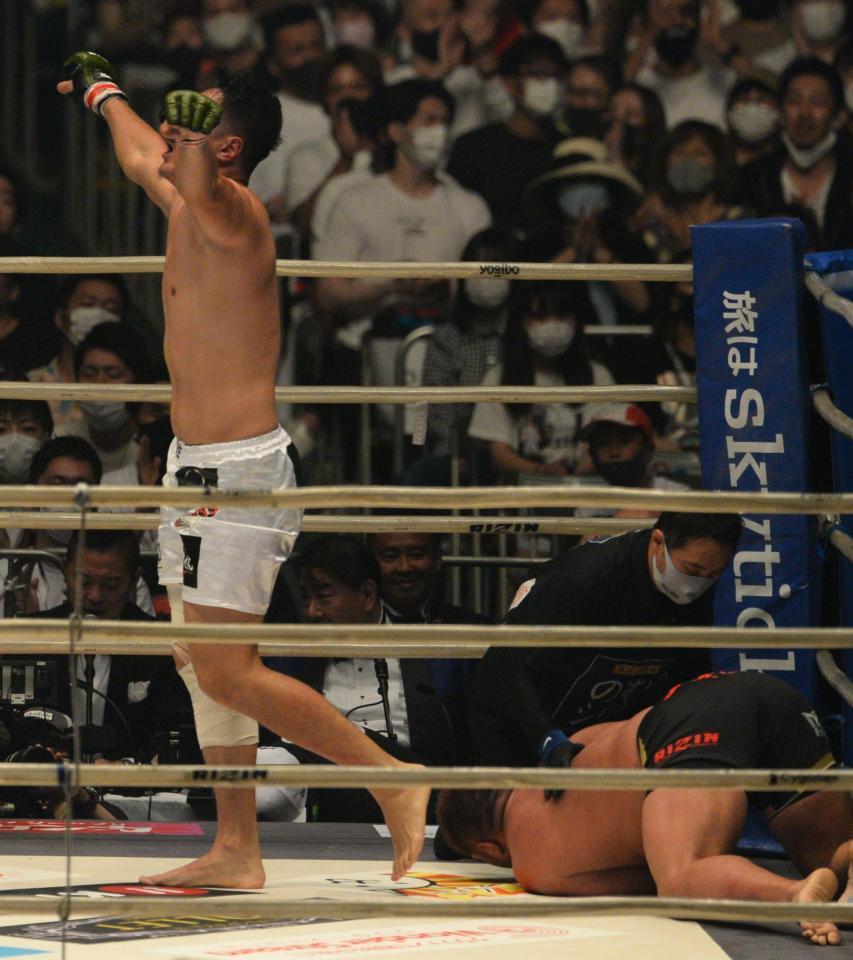 RIZIN・元十両スダリオ、ついにMMA初黒星 シビサイの裸絞めに一 ...