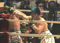 　第１Ｒの那須川と大崎孔稀