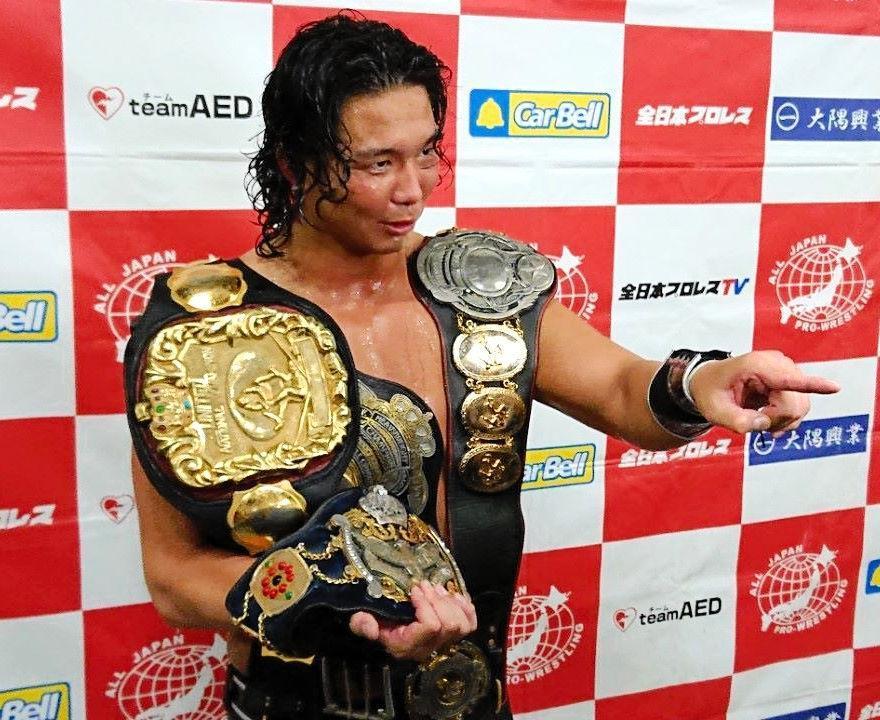 三冠ヘビー級チャンピオンベルト 全日本プロレス - スポーツ