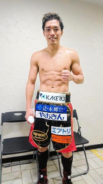 ボクシング　前世界王者の伊藤、細川ＴＫＯで再起！層厚いライト級で世界へ「抜き出るためのスタート」