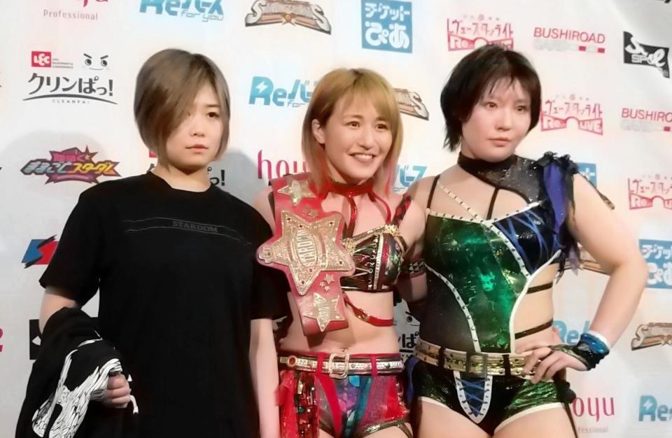 ＭＩＲＡＩ（左）、壮麗亜美（右）と「ゴッズアイ」を結成した朱里
