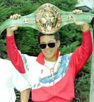 　９３年７月、ラバナレスを破ってＷＢＣ世界バンタム級王座に輝いた辰吉