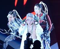 　入場するＹＵＳＨＩ