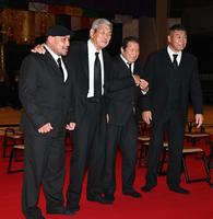 　アントニオ猪木さんの四十九日法要に参列した（左から）藤田和之、坂口征二、藤波辰爾、小川直也（撮影・高石航平）