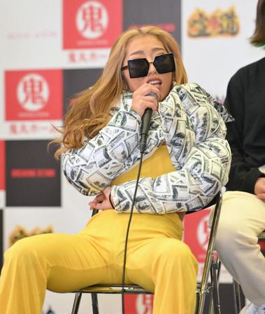 　前日記者会見に出席したあちゅ（撮影・伊藤笙子）