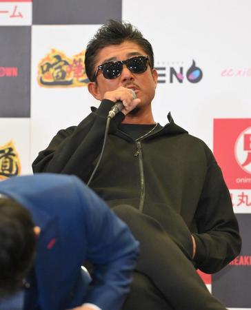 　前日記者会見に出席したバン仲村（撮影・伊藤笙子）