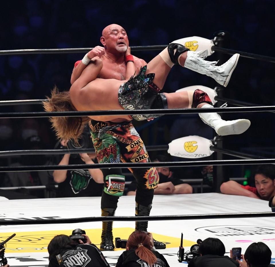 内藤哲也　エル・デスペラード　武藤敬司　フィギュア　新日本プロレス　NOAH 憧れの武藤敬司を介錯 内藤哲也は万感「こんな幸せなレスラーいない