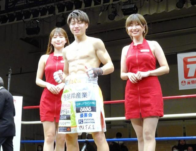 東洋太平洋王者の桑原拓が１回５１秒ＴＫＯでメキシコ王者に秒殺快勝「世界目指して突っ走っていきたい」