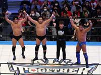 　勝利した諏訪魔組