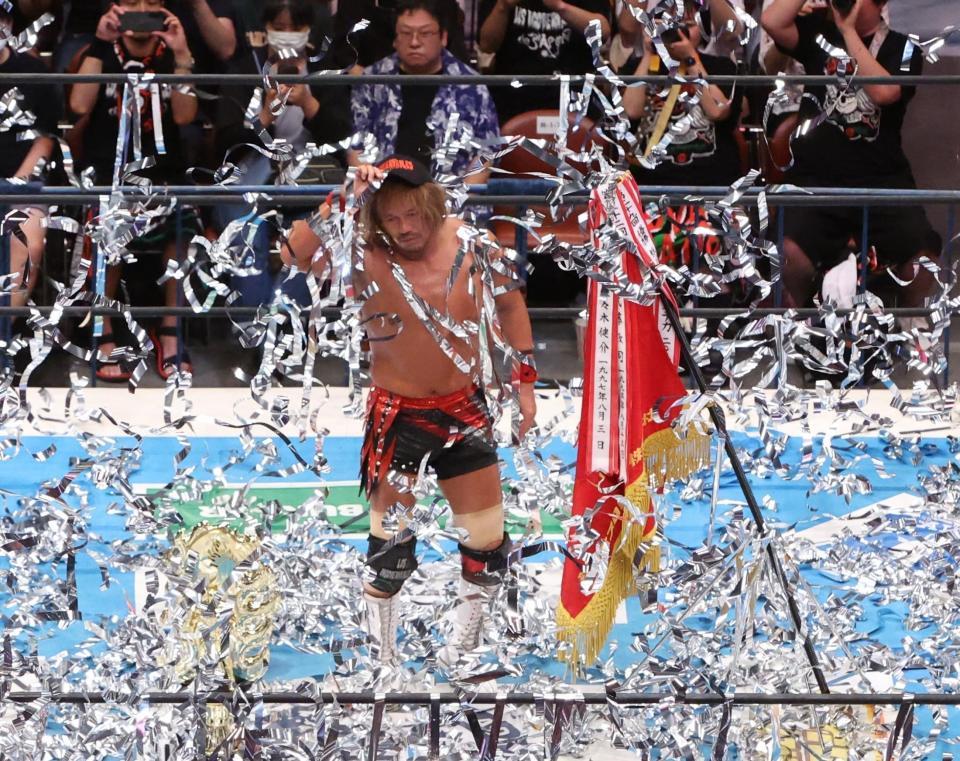 　優勝した内藤哲也