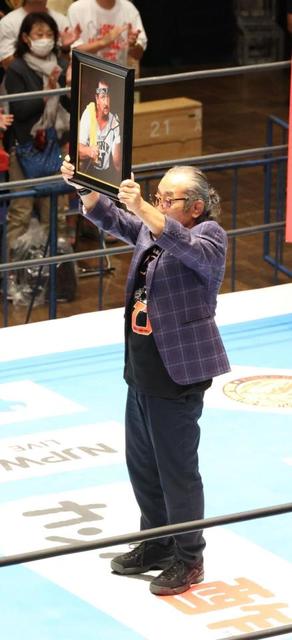 新日本プロレス 8月23日死去のテリー・ファンクさんしのぶ 追悼10