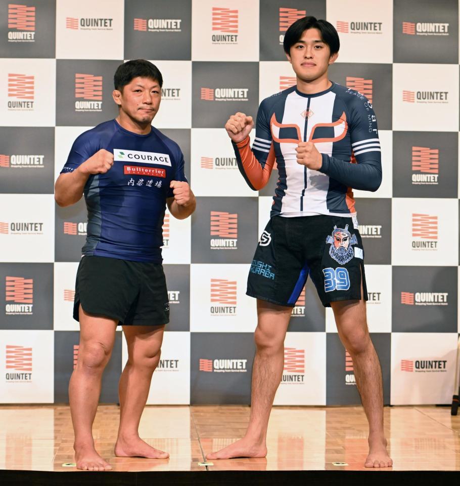 　内柴正人（左）を相手にプロデビュー戦に臨む桜庭大世（撮影・金田祐二）