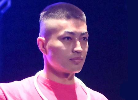 【写真】ＢＤ選手が脅迫＆暴行被害か「５人に袋に」　鼻骨骨折か、大きく腫れ上がる